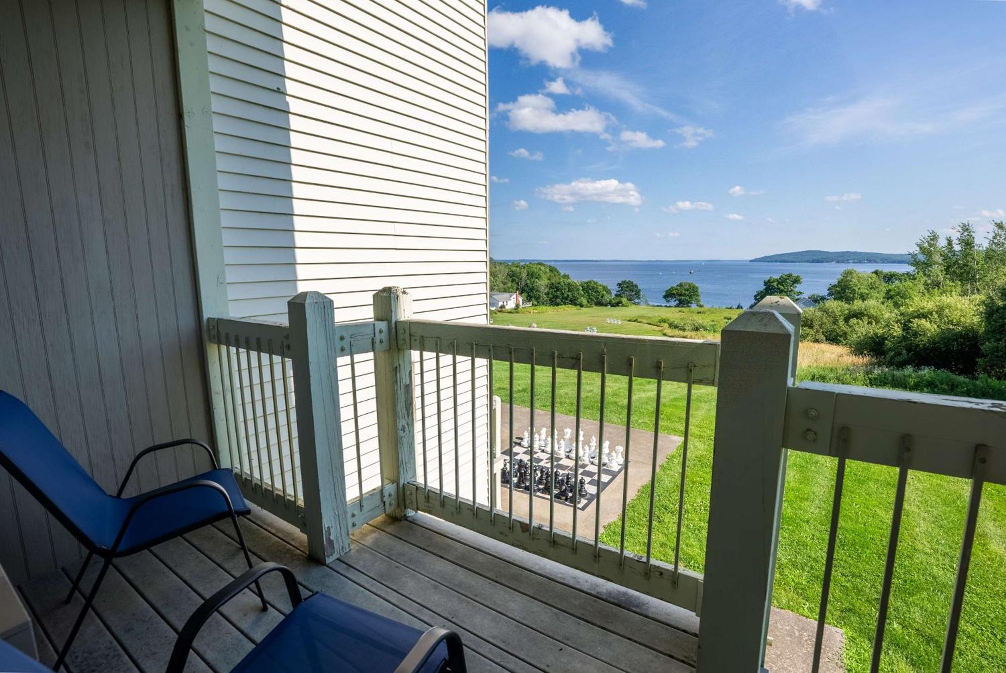 Fireside Inn, Ocean'S Edge Belfast Bagian luar foto