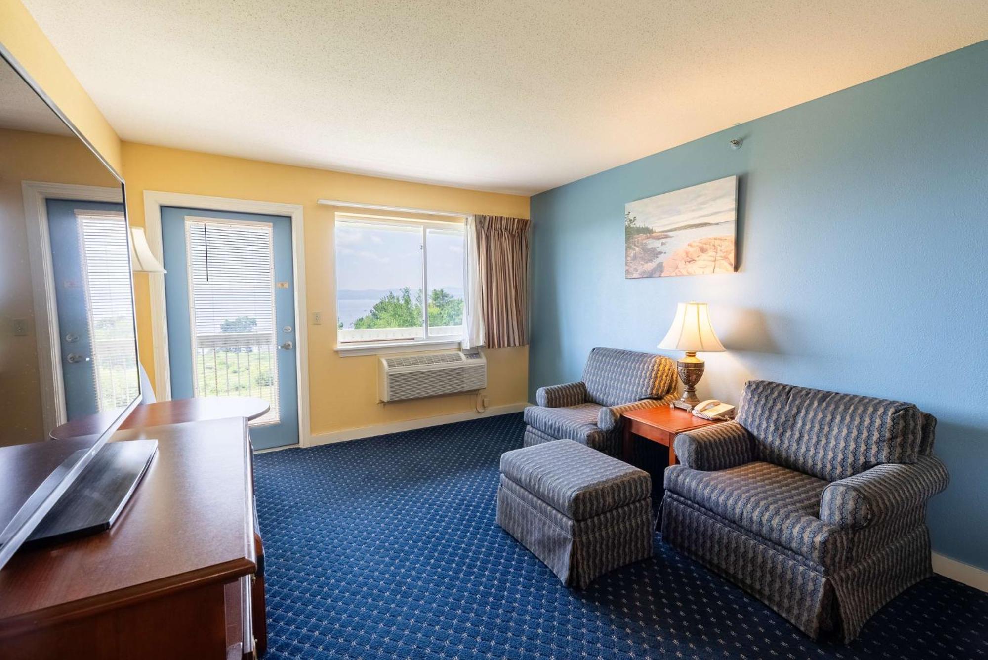 Fireside Inn, Ocean'S Edge Belfast Bagian luar foto