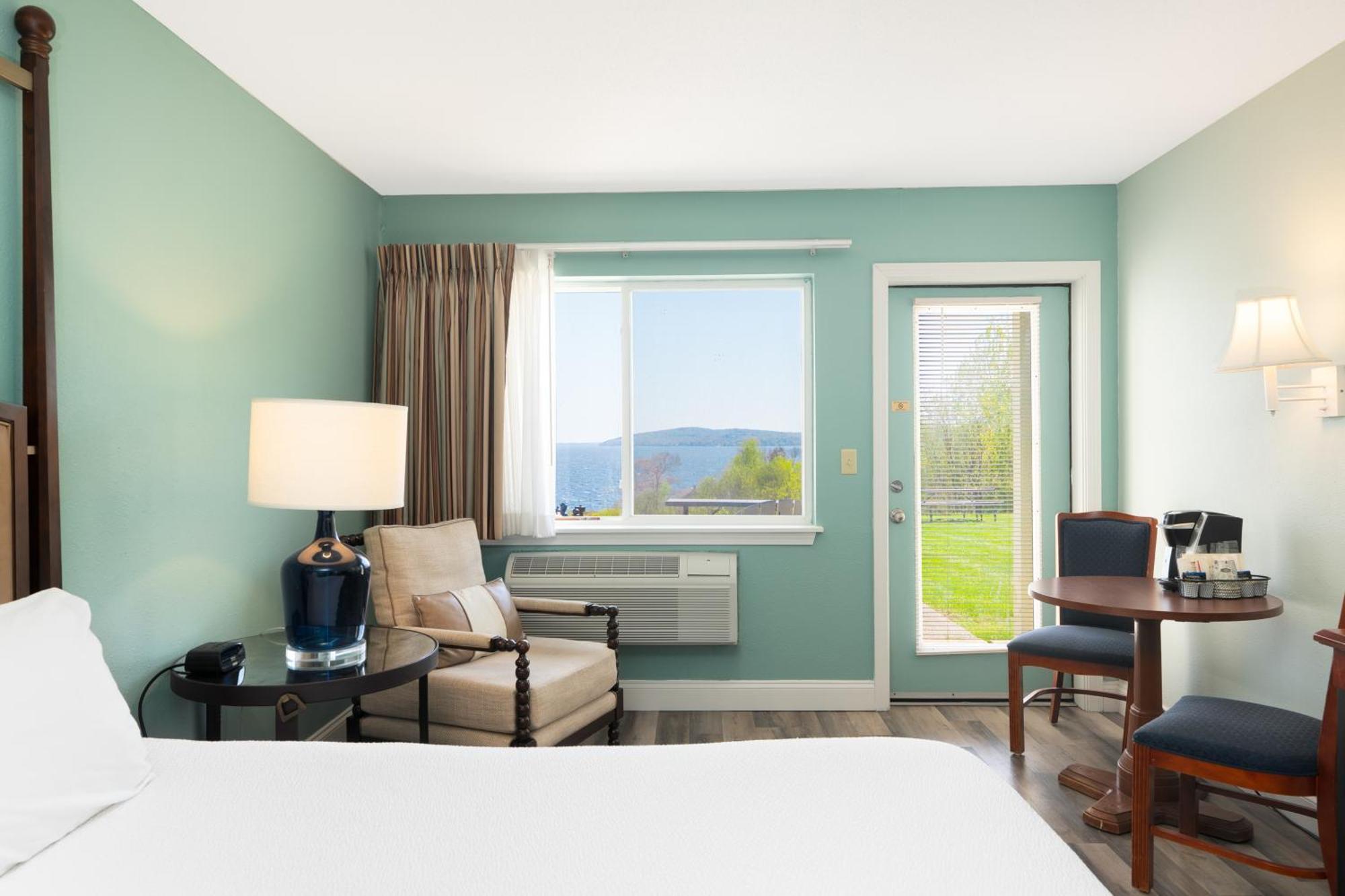 Fireside Inn, Ocean'S Edge Belfast Bagian luar foto